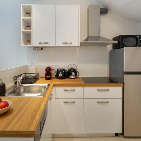 Apartment Casa Rossa E By About Paxos