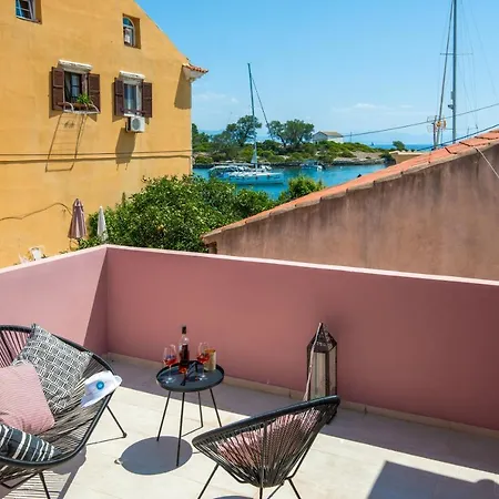 Casa Rossa E By About Paxos